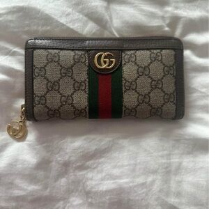 Gucci Signature Brown and Green Wallet